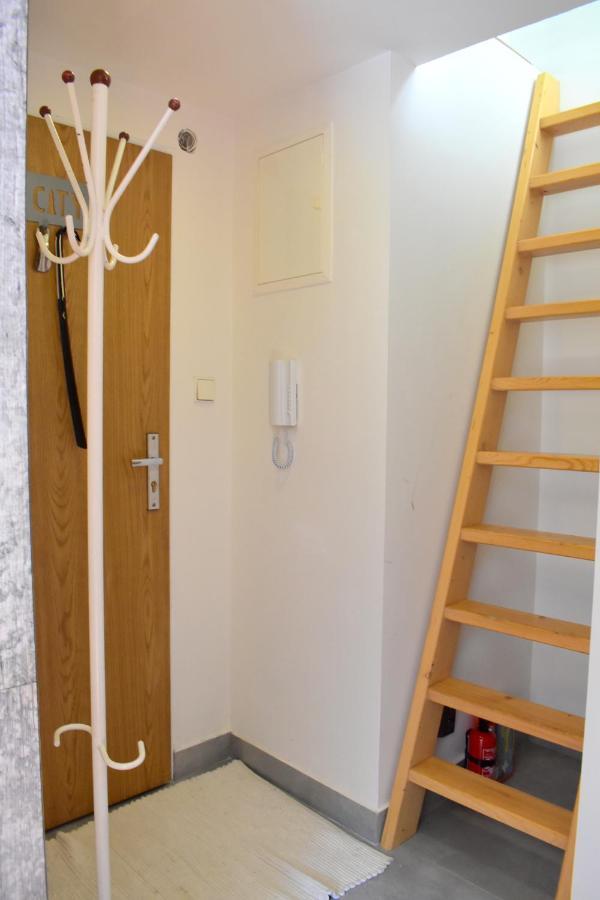 New Central Rooftop With Private Wellness, Sauna & Whirlpool Bath Prague Exterior photo